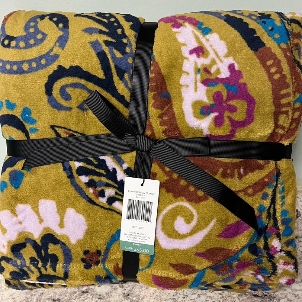 Vera Bradley Green Paisley Throw Blanket Plush Bedding